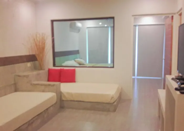 The Blue Pearl Suites